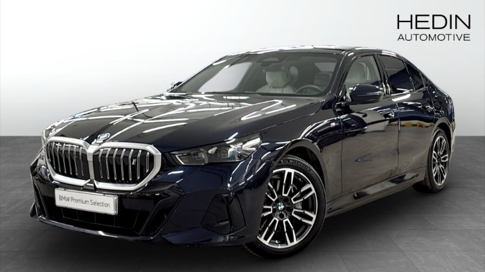 xDrive40 M Sport Active Edition Sedan