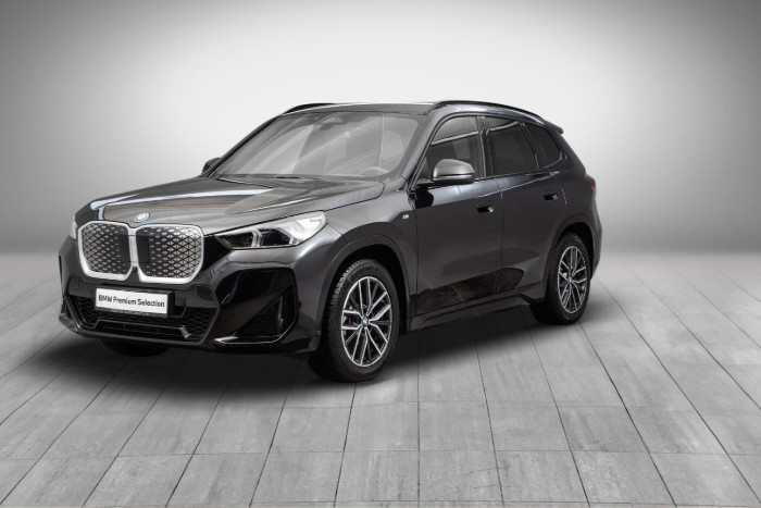 xDrive30 Fully Charged Premium E. (K)