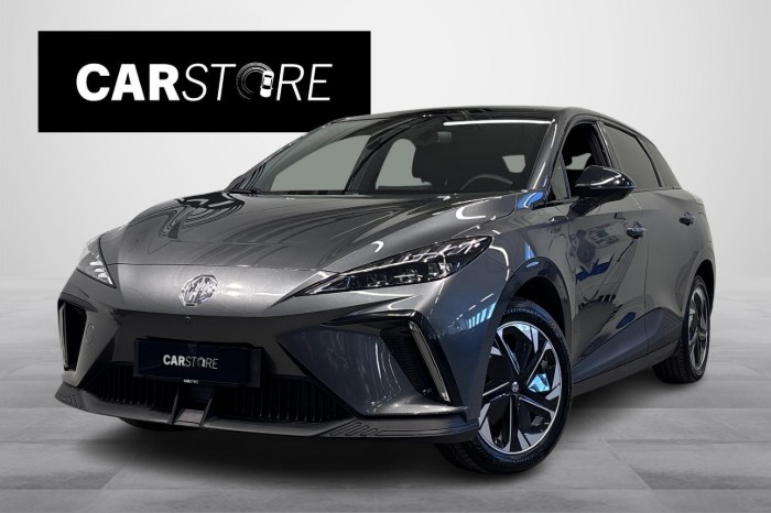 Luxury // Lämpöpumppu / ACC / BLIS / Kessy / 360° Kamera //