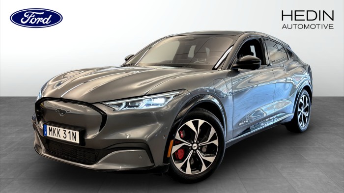 Mach-E AWD Standard Range Tek+ AWD Standard Range Teknikpaket+