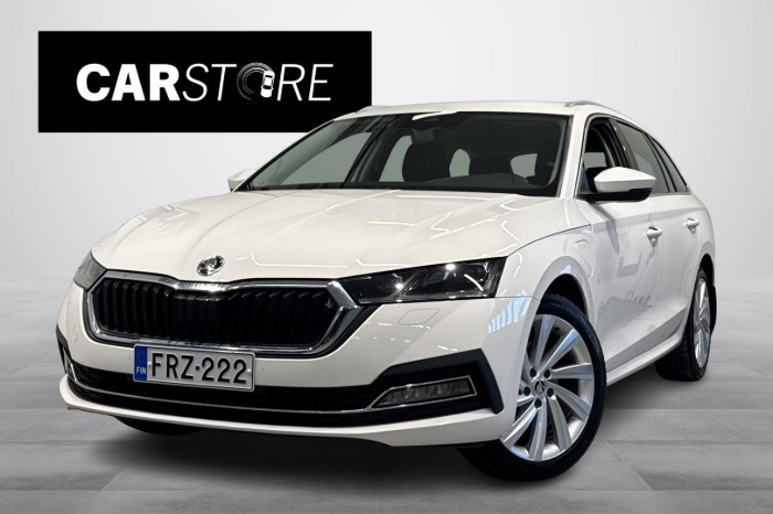 Combi 1.4 TSI PHEV Style iV DSG Autom. // Webasto / Koukku / ratin lämmitys  / Peruutuskamera //