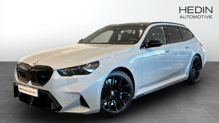 Touring Panorama, Drag, Bowers & Wilkins