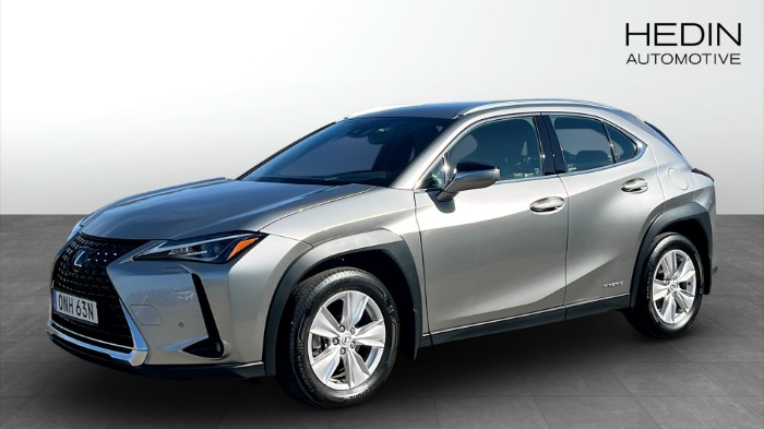 250h CVT, 184hk, Aut