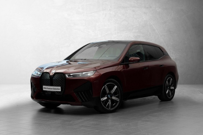 xDrive50 Fully Charged (K)