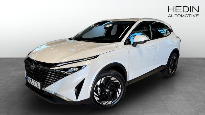 4WD N-Connecta Comfort Pack / 3 år Service / 360° kamera