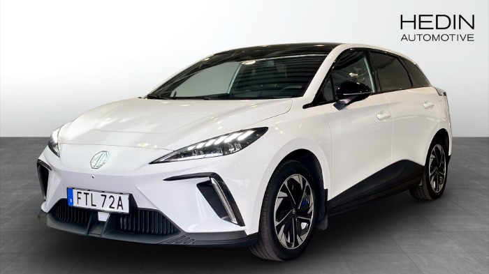 Luxury Long Range 64 KWH / 450 km (WLTP)*