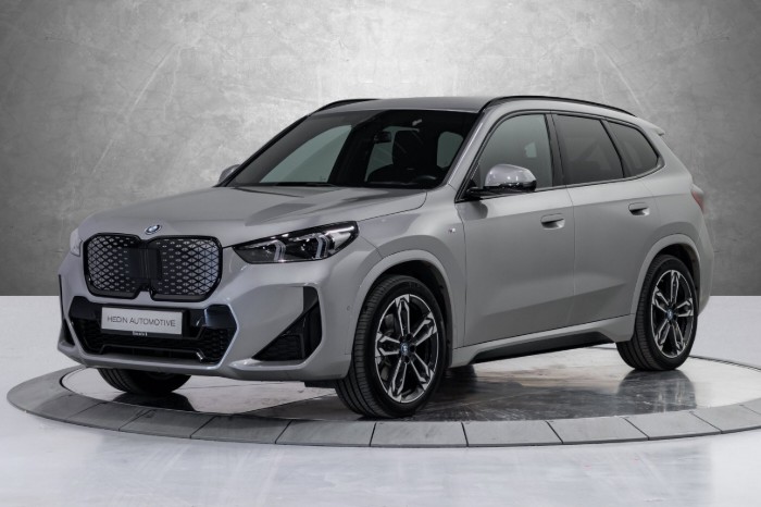 xDrive30 Fully Charged Premium E. (K)