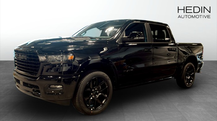 RAM 1500 LARAMIE CREW CAB