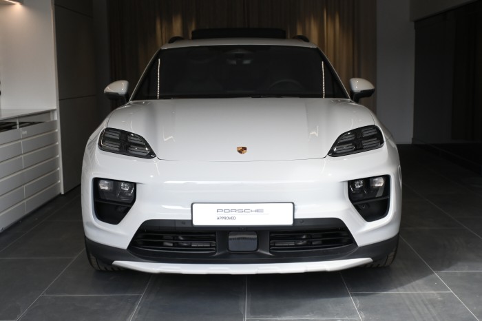 Macan 4