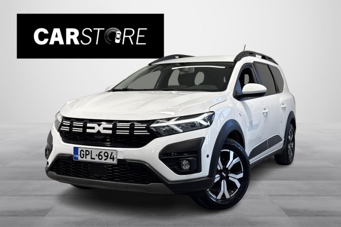 TCe 110 Expression 7p // P. Kamera / Vakkari / LED / Vetokoukku / Lohko + sis. pistoke //