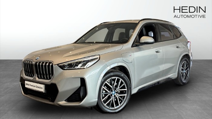 xDrive25e M sport, Dragkrok, Rattvärme