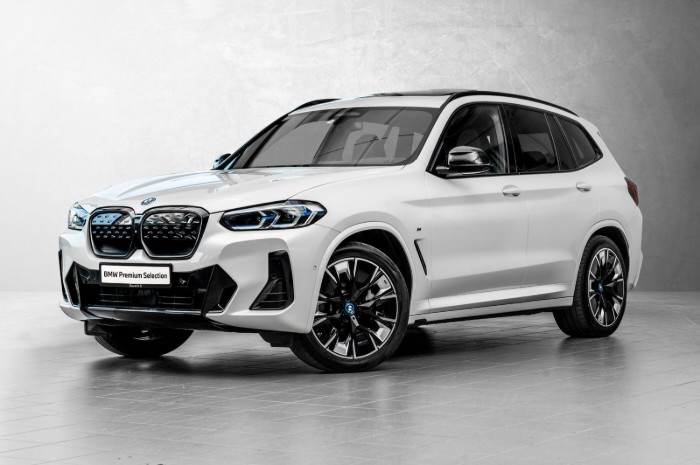 M Sport Fully Charged