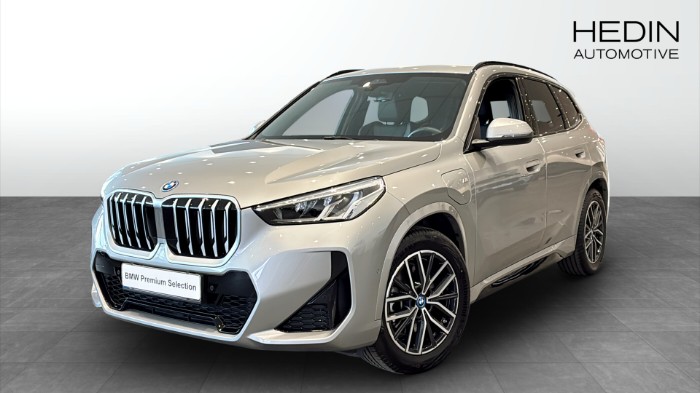 xDrive25e M sport, Dragkrok, Rattvärme