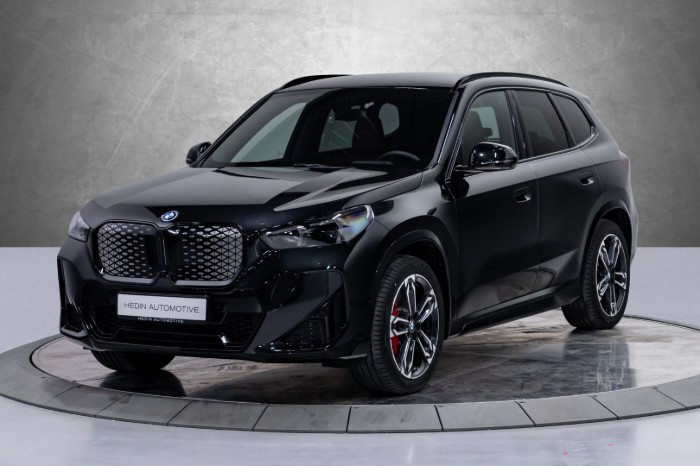 xDrive30 Fully Charged Premium E. (K)