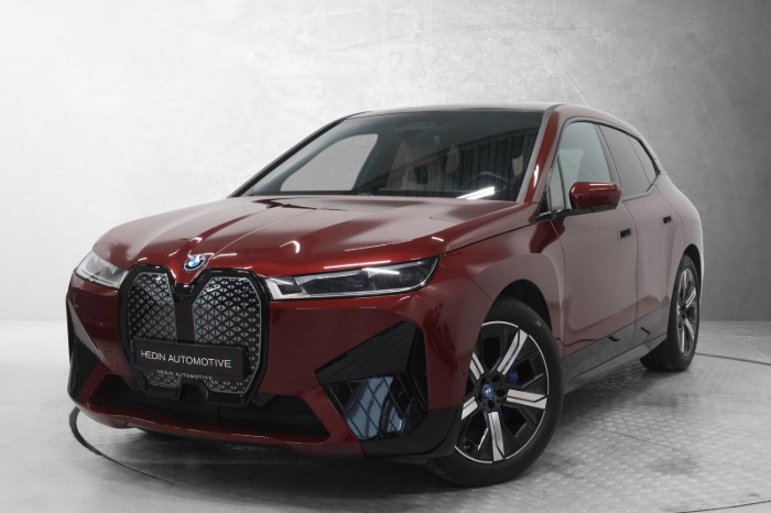 xDrive50 Fully Charged