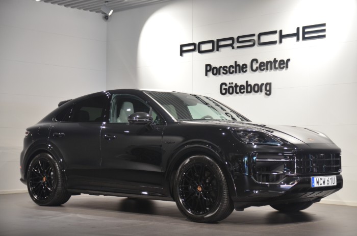 E-Hybrid Coupé / Leasebar / VAT