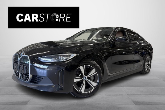 eDrive40 BMW huoltosopimus 29.3.2028 saakka voimassa!