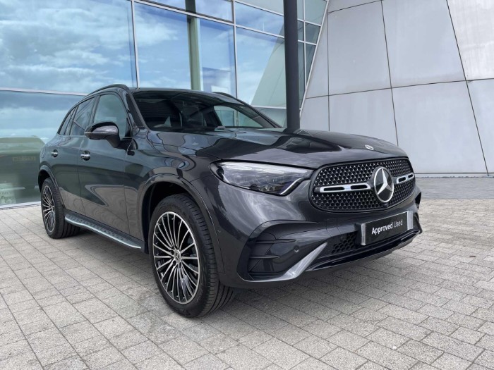 2.0 GLC300e 31.2kWh AMG Line (Premium Plus) SUV 5dr Petrol Plug-in Hybrid G-Tronic+ 4MATIC Euro 6 (s/s) (313 ps)