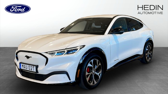 Standard Range AWD 269hk Teknikpaket | B&O | 360°