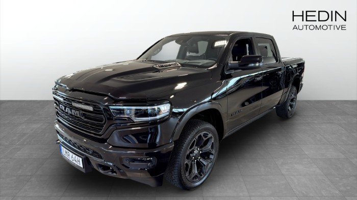 LIMITED NIGHT EDITION 4X4 CREW CAB RB/MTG