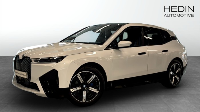 xDrive40 Sport Line Panorama Driving Assist Pro H/K 360°