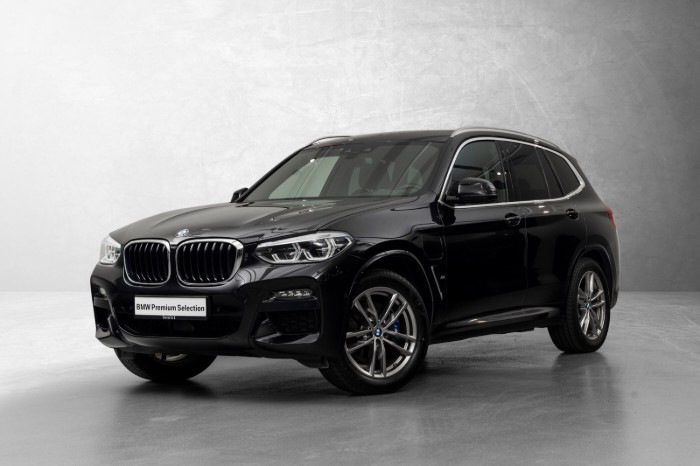 xDrive30e