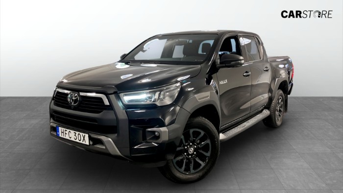 DUBBELHYTT 2.8 4WD INVINCIBLE DRAG NAVI H/L VÄXEL