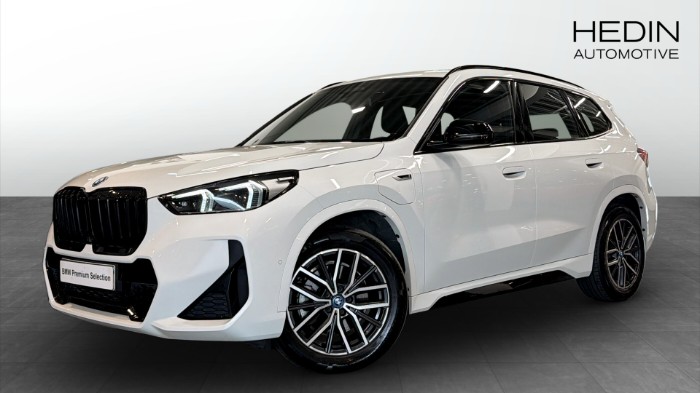 xDrive 25e M Sport Elstolminne HUD H/K 360 Driving asist Drag