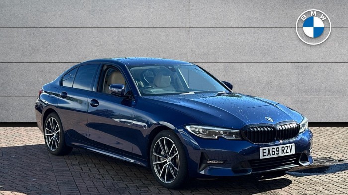 330e Sport Pro Saloon