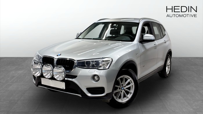 F25 xDrive20D Dragkrok Kamera Navi