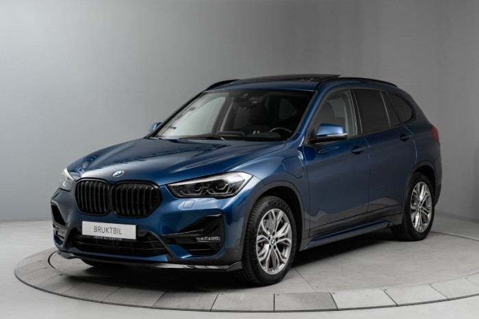 xDrive25e