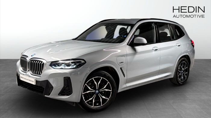 xDrive30e M Sport / Hifi / Drag