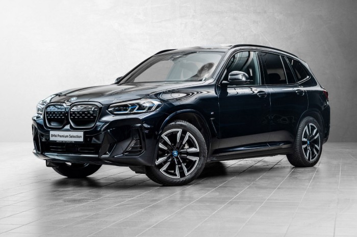 M Sport Fully Charged (K)