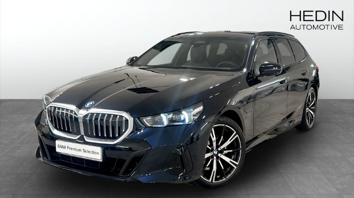 530e xDrive Touring