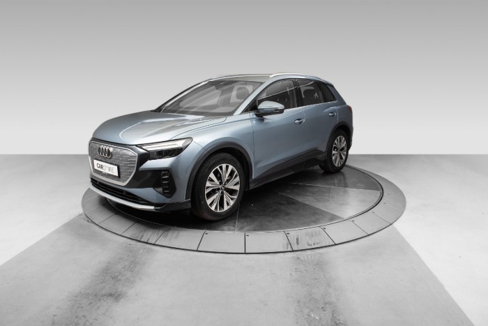 50 quattro Advanced Business