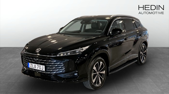 LUXURY PLUG-IN HYBRID