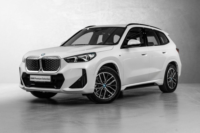 xDrive30 Fully Charged Premium E. (K)