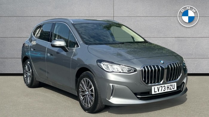 220i Luxury Active Tourer