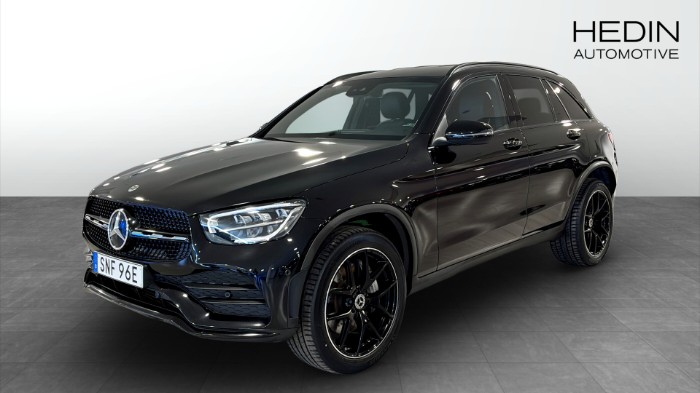 300 de 4Matic 9G-Tronic AMG Line Krok