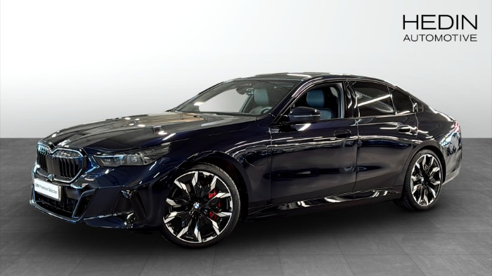 e xDrive Sedan M Sport Pro Business Edt Panorama Bowers & W