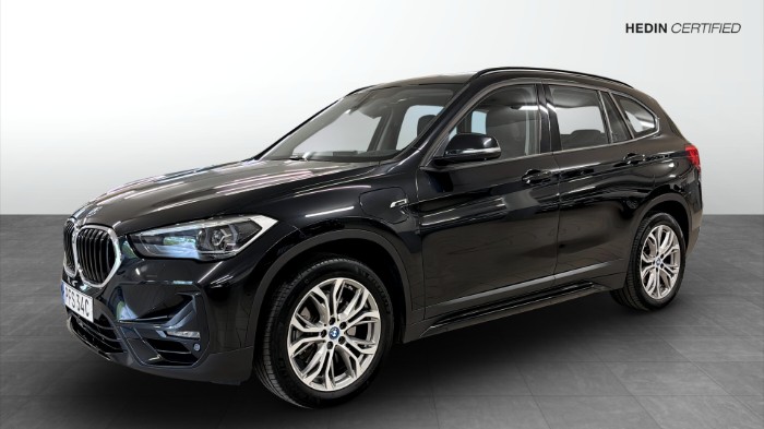 X1 XDRIVE25E