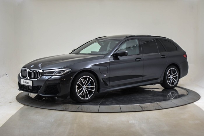 530e xDrive Touring eDrive M Sport (K)