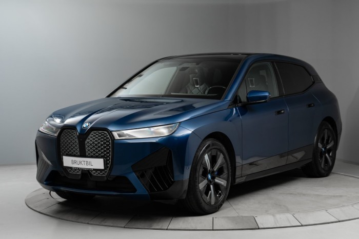 xDrive50 Fully Charged
