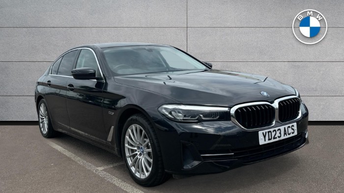 530e SE Saloon