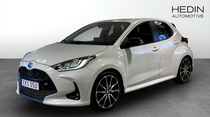 YARIS