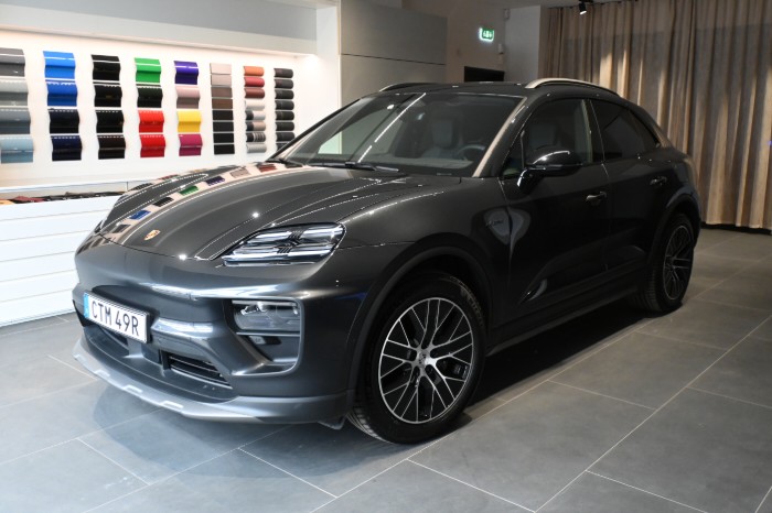 MACAN