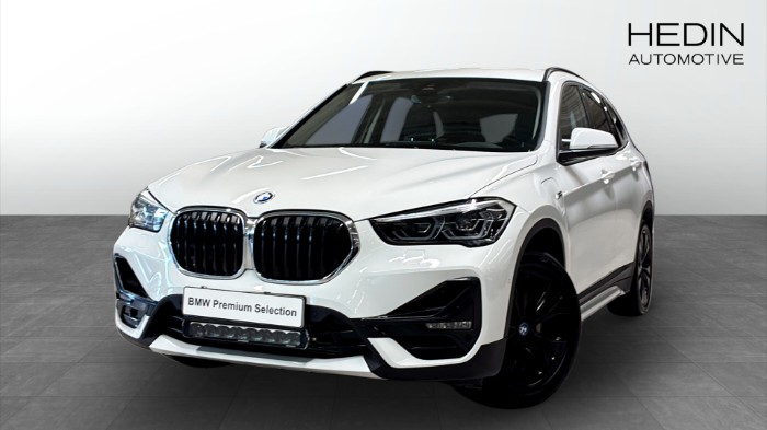 F48 xDrive 25e Navi Kamera