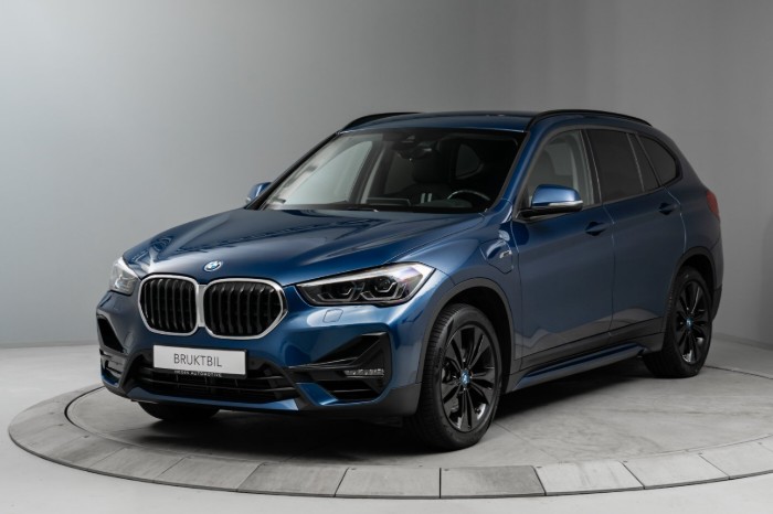 xDrive25e