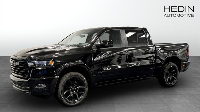 Night Premium 4X4 3.0L 7995KR/MÅN KAMPANJ