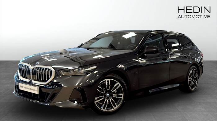xDrive Touring M Sport Active Tonat Drag